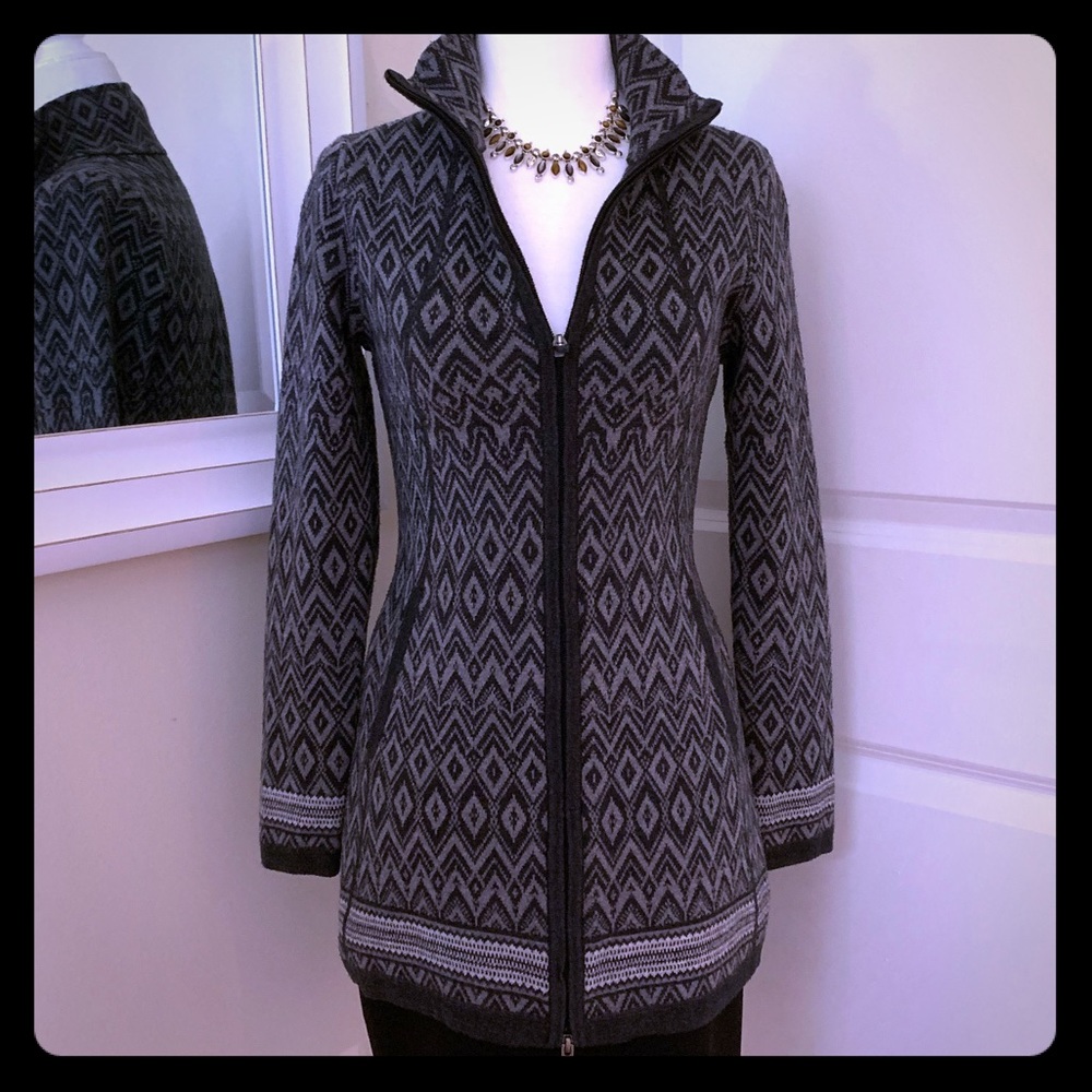 Max Studio Sweater